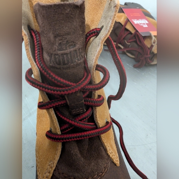 NWT Kodiak Atlin Boots Premium Waterproof Leather & Suede Comfort SZ 7 W - Picture 11 of 12